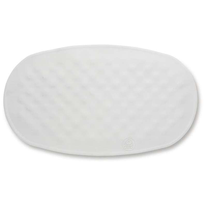 Baby Dan 42x25 cm non-slip bath mat in off-white.