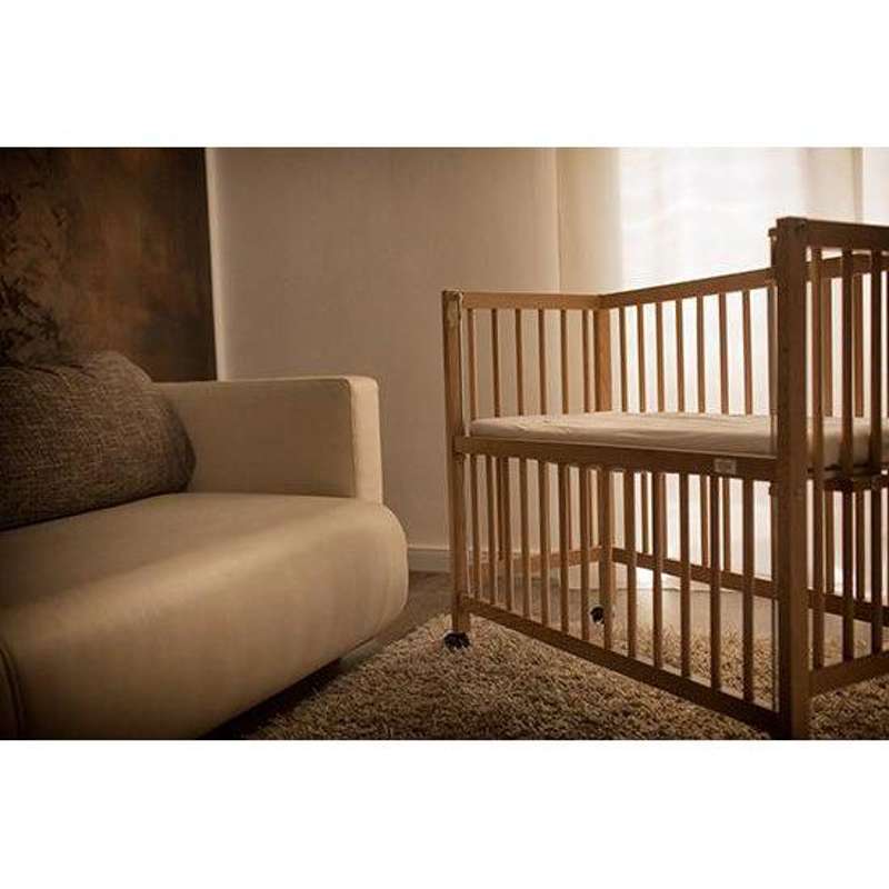 TiSsi SOFIE solid beech wood crib - natural